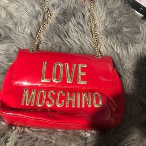 Love Moschino chain patent  purse